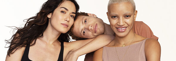 Un teint lumineux sans maquillage ? Suivez le guide !